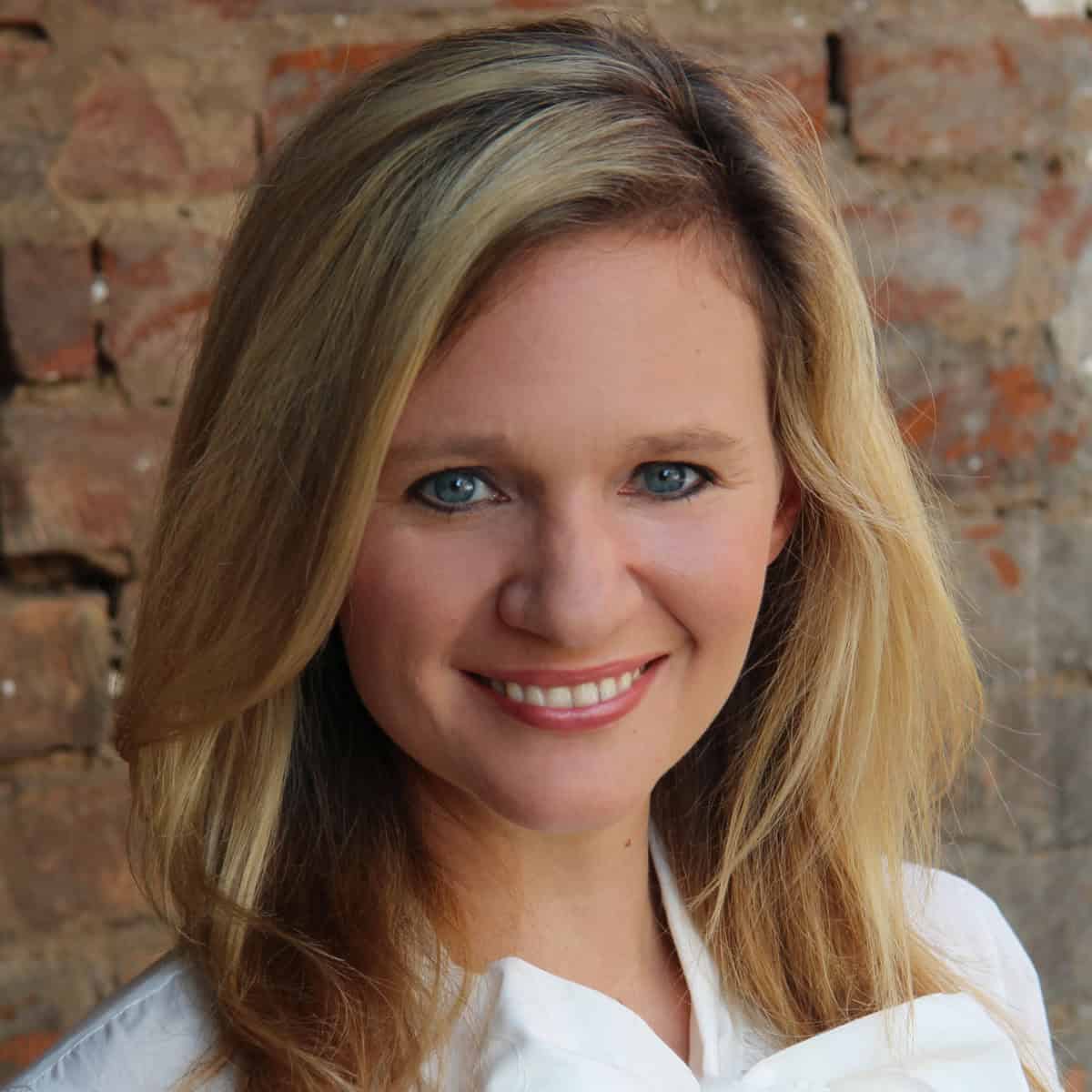 Dr. Melanie Jung